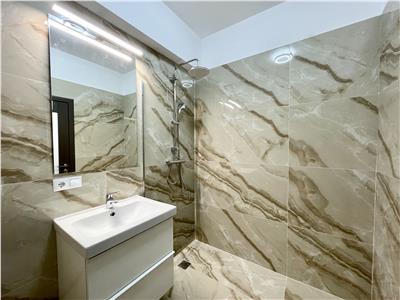Apartament 3 camere, prima inchiriere, mobilat, zona Garii.