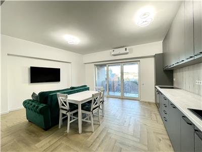 Apartament 3 camere, prima inchiriere, mobilat, zona Garii.