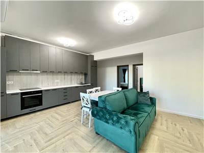 Apartament 3 camere, prima inchiriere, mobilat, zona Garii.