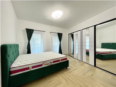 Apartament 3 camere, prima inchiriere, mobilat, zona Garii.