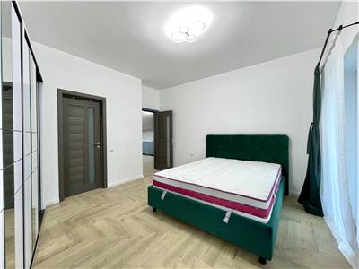 Apartament 3 camere, prima inchiriere, mobilat, zona Garii.