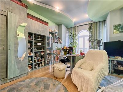 Apartament 2 camere, decomandat, S 80 mp, mobilat, Centru.