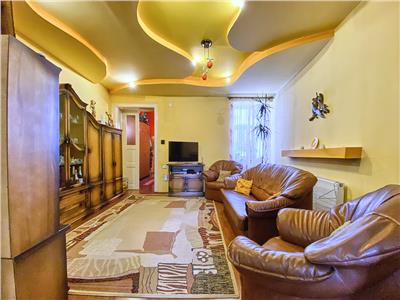 Apartament 2 camere, decomandat, S 80 mp, mobilat, Centru.