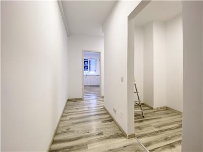 Spatiu de birou cu 4 camere, S116mp, parcare, bloc nou, Calea Turzii