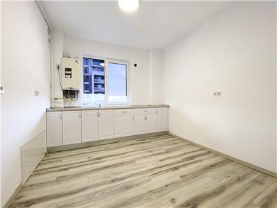 Spatiu de birou cu 4 camere, S116mp, parcare, bloc nou, Calea Turzii