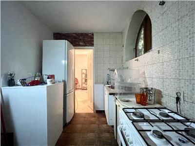 Casa 4 camere, S 200 mp, Gruia.