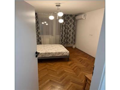 Apartament 2 camere, decomandat, mobilat, utilat, zona Iulius Mall.