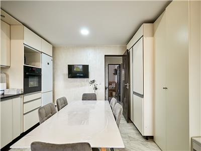 Apartament 2 camere, S45mp+11mp balcon+20mp. mansarda, str. Sobarilor