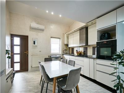 Apartament 2 camere, S45mp+11mp balcon+20mp. mansarda, str. Sobarilor