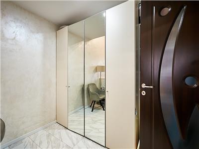 Apartament 2 camere, S45mp+11mp balcon+20mp. mansarda, str. Sobarilor