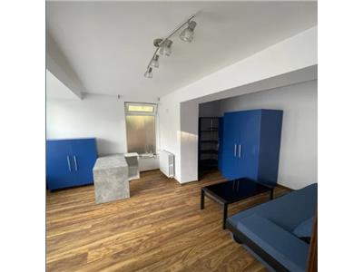 Apartament 3 camere, S- 90 mp, mobilat, utilat, Andrei Muresanu.