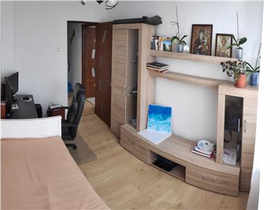 Apartament 3 camere, decomandat, mobilat, utilat, Manastur.