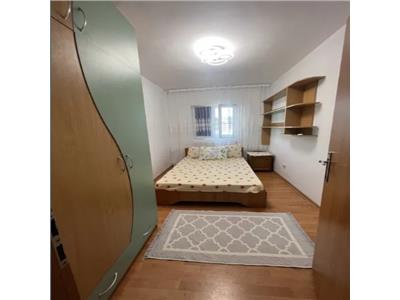 Apartament 3 camere, decomandat, mobilat, zona Ion Mester.