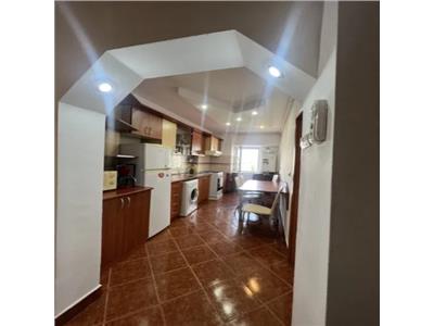 Apartament 3 camere, decomandat, mobilat, zona Ion Mester.