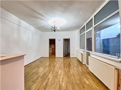 Apartament 3 camere, S87 mp+balcon, parcare, str. Train Mosoiul