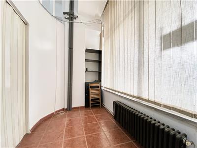 Spatiu comercial S204 mp., cu 2 intrari, rampa, zona Calvaria