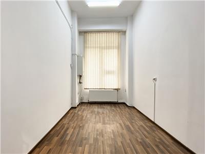 Spatiu comercial S204 mp., cu 2 intrari, rampa, zona Calvaria