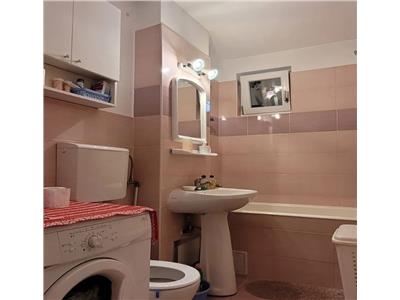 Apartament 2 camere, S 50 mp, mobilat, zona Hotel Royal.
