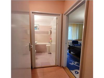 Apartament 2 camere, S 50 mp, mobilat, zona Hotel Royal.
