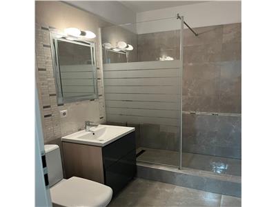 Apartament 2 camere, S 55 mp, mobilat, zona Pta Mihai Viteazul.