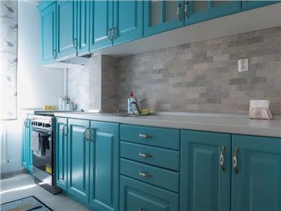Apartament 2 camere, decomandat, mobilat, zona Iulius Mall.