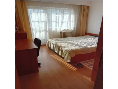 Apartament 2 camere, decomandat, mobilat, utilat, Zorilor.