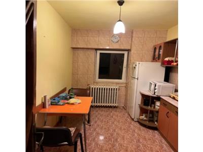 Apartament 2 camere, decomandat, mobilat, zona Piata Zorilor.