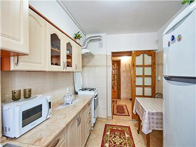 Apartament 3 camere, S72 mp, str. Izlazului 18