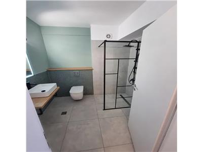 Apartament 2 camere, semidecomandat, bloc nou, Mărăști.