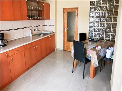 Apartament cu 2 camere,Su49mp, decomandat, Intre Lacuri