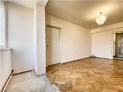 Apartament 3 camere, decomandat, str. Republicii, zona Gradina Botanica