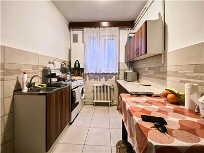 Apartament 2 camere, decomandat, mobilat, utilat, Gheorghieni.