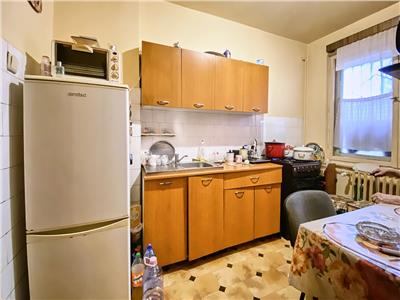Apartament 2 camere, S 50 mp, decomandat, Constantin Brâncuși.