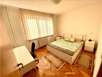 Apartament 2 camere, S 50 mp, mobilat, utilat, Pta Mihai Viteazul.