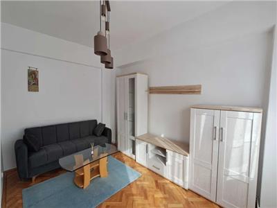 Apartament 2 camere, prima inchiriere, mobilat, zona P-ta Avram Iancu.