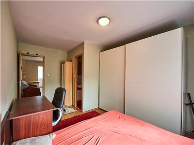 Apartament 3 camere, S70mp., Decomandat, str. Observatorului