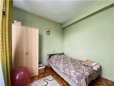 Apartament 2 camere, S54 mp+ balcon, decomandat, M?r??ti.