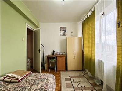Apartament 2 camere, S54 mp+ balcon, decomandat, M?r??ti.