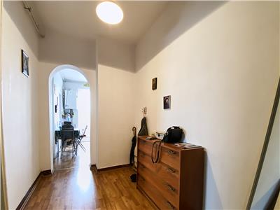 Apartament 2 camere, S54 mp+ balcon, decomandat, M?r??ti.