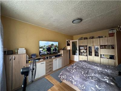 Apartament 4 camere, S 76 mp, decomandat, mobilat, Calea Flore?ti.