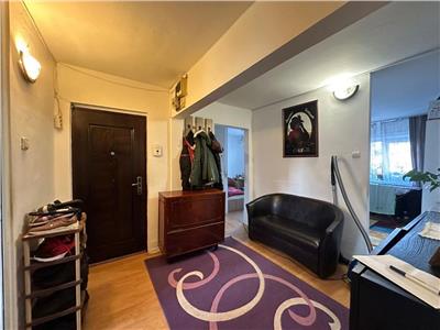 Apartament 4 camere, S 76 mp, decomandat, mobilat, Calea Flore?ti.