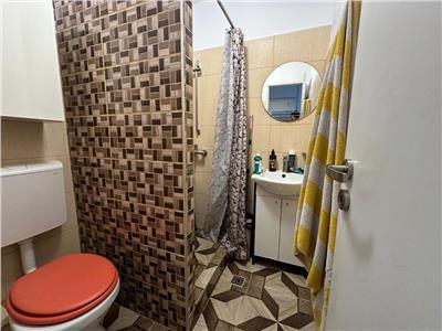 Apartament 4 camere, S 76 mp, decomandat, mobilat, Calea Flore?ti.