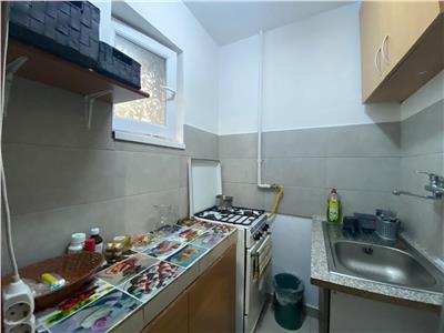 Apartament 2 camere, semidecomandat, mobilat, utilat, Gheorghieni.