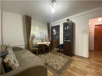 Apartament 2 camere, semidecomandat, mobilat, utilat, Gheorghieni.