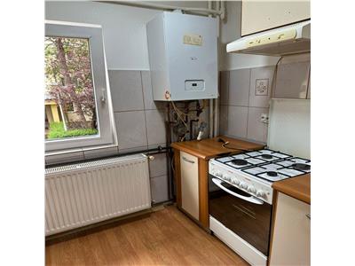 Apartament 3 camere, S 65 mp, decomandat, Zorilor.