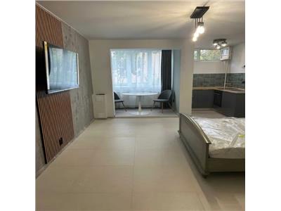 Garsoniera 1 camera, S 35 mp, Aurel Suciu, Zona FSPAC.