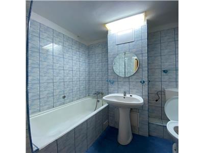 Apartament 2 camere, decomandat, mobilat, utilat, Primăverii.