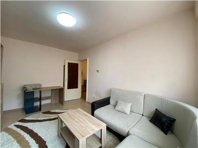 Apartament 2 camere, decomandat, mobilat, utilat, Primăverii.