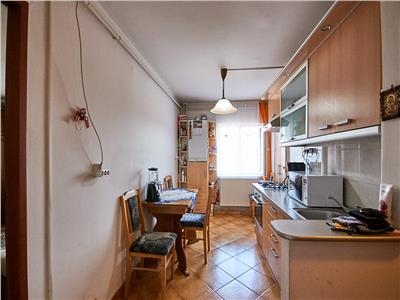 Apartament 2 camere DECOMANDAT, 58 mp., 3/4, Centru, str. Gheorghe Lazar