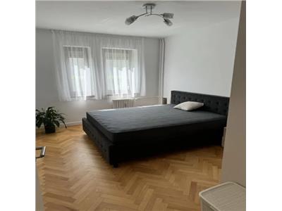Apartament 2 camere, decomandat, mobilat, utilat, Zorilor.